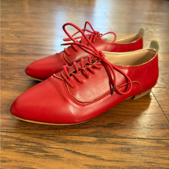 Vintage Leather Red Oxford Shoes | Size 38 (7.5) - Picture 2 of 9